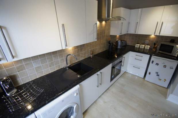 Additional Property Image 3 bedroom Terraced for sale in Bolton 4