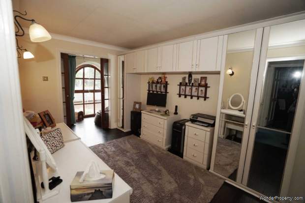 Additional Property Image 2 bedroom Apartment for sale in Bolton 6