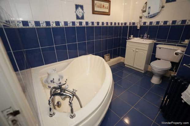 Additional Property Image 2 bedroom Apartment for sale in Bolton 7