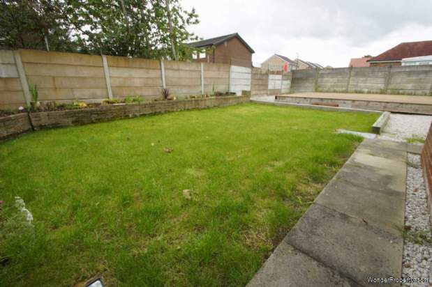 Additional Property Image 4 bedroom Detached Bungalow for sale in Manchester 5
