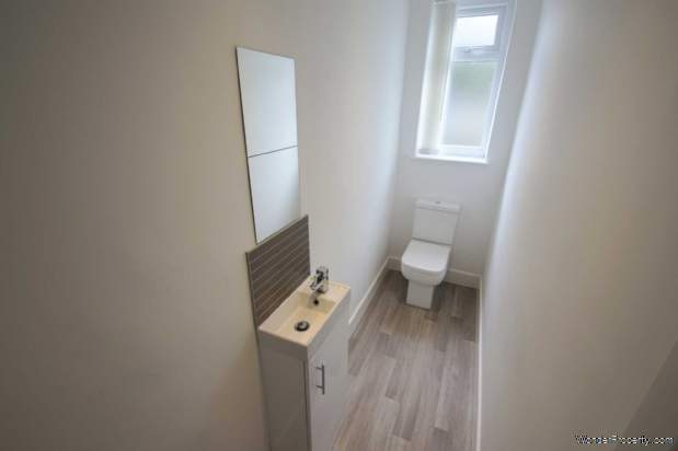 Additional Property Image 4 bedroom Detached Bungalow for sale in Manchester 7
