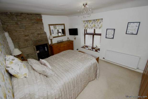Additional Property Image 2 bedroom Cottage for sale in Bolton 6
