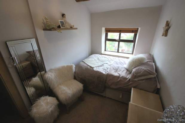 Additional Property Image 2 bedroom Cottage for sale in Bolton 8