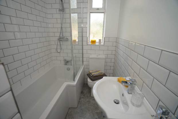 Additional Property Image 2 bedroom Terraced for sale in Bolton 4