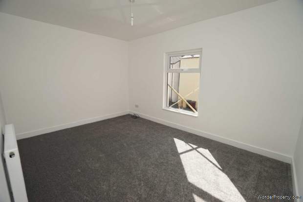 Additional Property Image 2 bedroom Terraced for sale in Bolton 8
