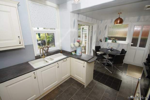 Additional Property Image 3 bedroom Semi Detached for sale in Bolton 15