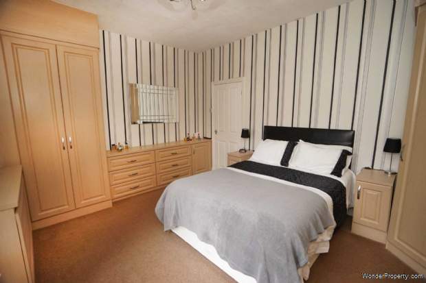 Additional Property Image 2 bedroom Terraced for sale in Bolton 5