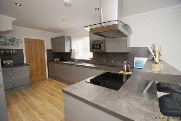 Additional Property Image 4 bedroom Detached for sale in Bolton 6