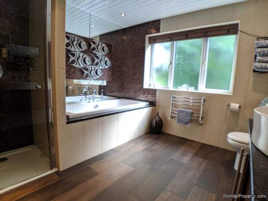 Additional Property Image 5 bedroom Detached for sale in Bolton 12