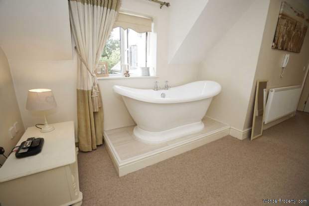 Additional Property Image 5 bedroom Detached for sale in Bolton 12