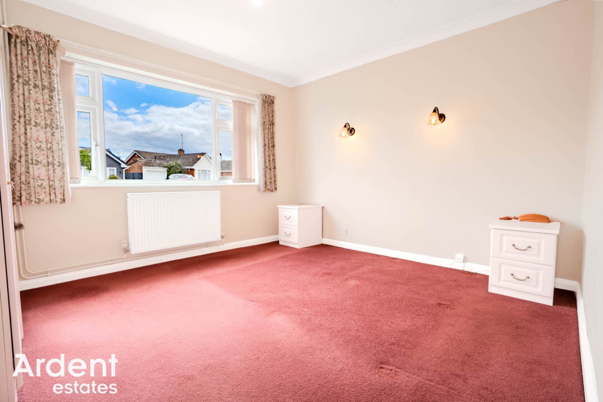 Additional Property Image 2 bedroom Semi Detached Bungalow for sale in Chelmsford 4