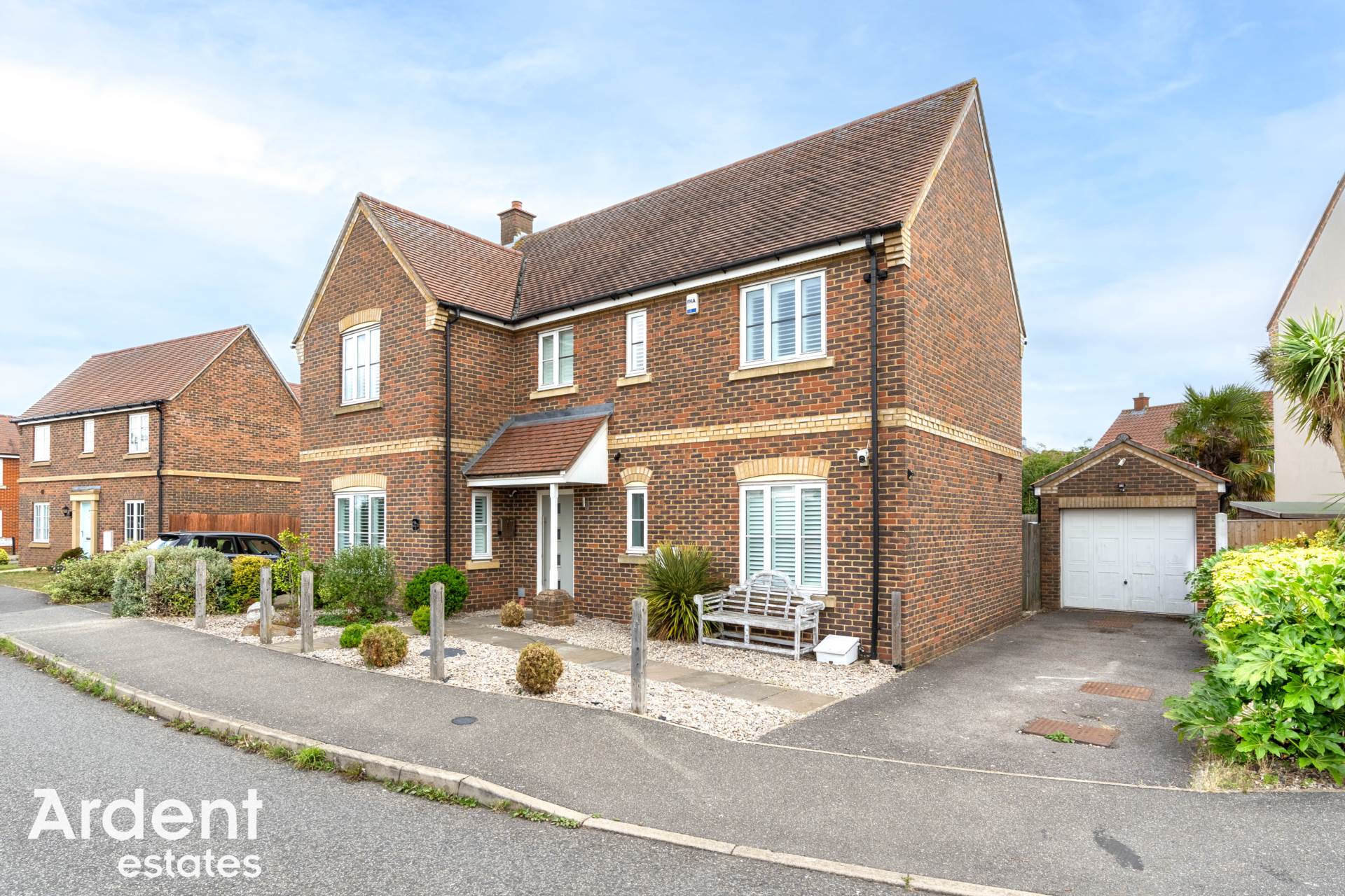 Additional Property Image 4 bedroom Detached for sale in Maldon 3