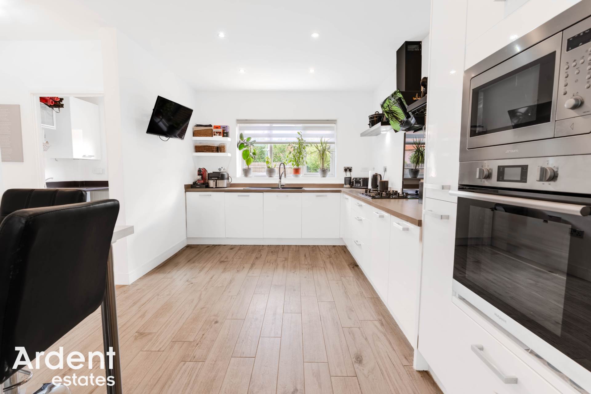 Additional Property Image 4 bedroom Detached for sale in Maldon 11