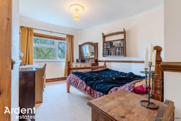 Additional Property Image 2 bedroom Terraced for sale in Maldon 13