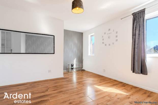 Additional Property Image 1 bedroom Maisonette for sale in Maldon 3