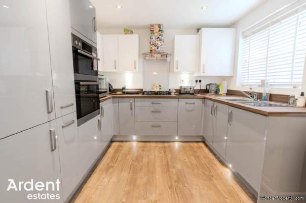 Additional Property Image 3 bedroom Semi Detached for sale in Maldon 16