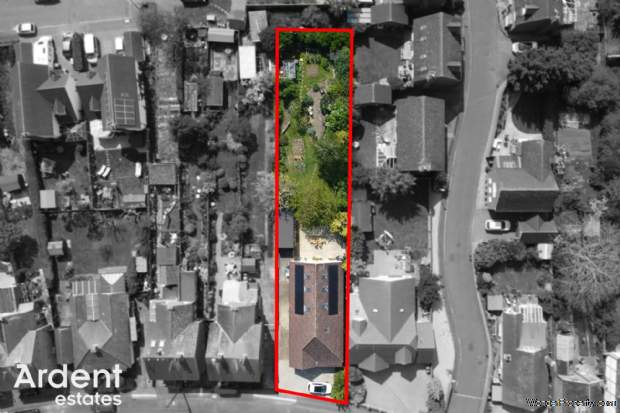 Additional Property Image 5 bedroom Chalet for sale in Maldon 2