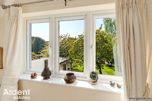 Additional Property Image 5 bedroom Chalet for sale in Maldon 20