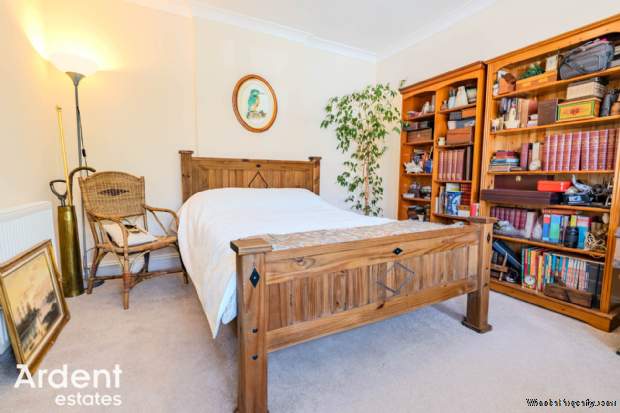 Additional Property Image 5 bedroom Chalet for sale in Maldon 11