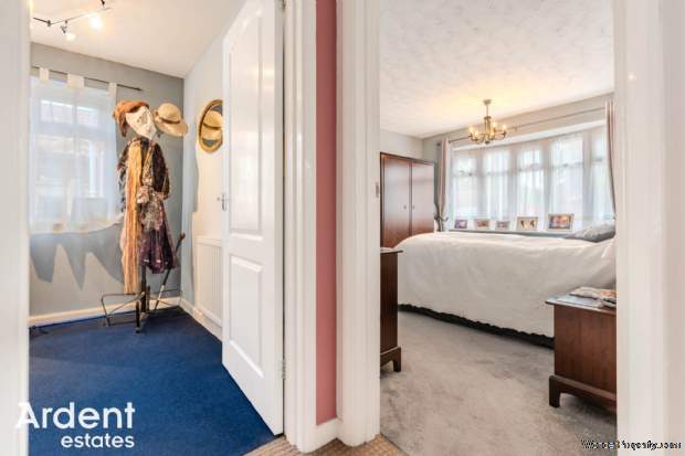 Additional Property Image 4 bedroom Bungalow for sale in Witham 5