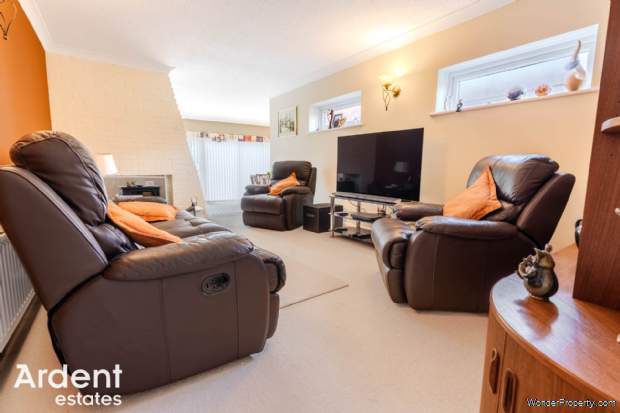 Additional Property Image 4 bedroom Bungalow for sale in Witham 18