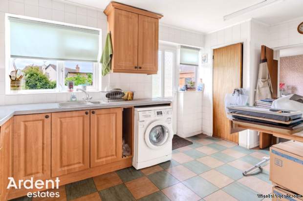 Additional Property Image 3 bedroom Detached for sale in Chelmsford 16