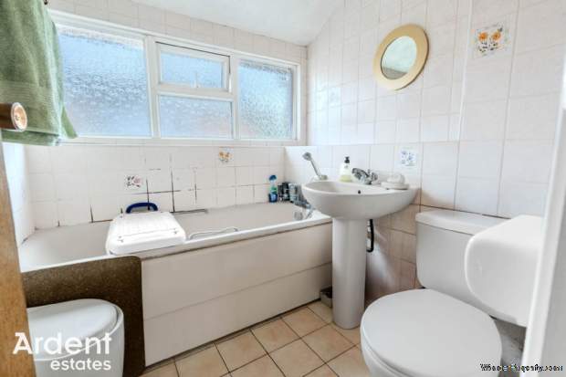 Additional Property Image 3 bedroom Detached for sale in Chelmsford 11