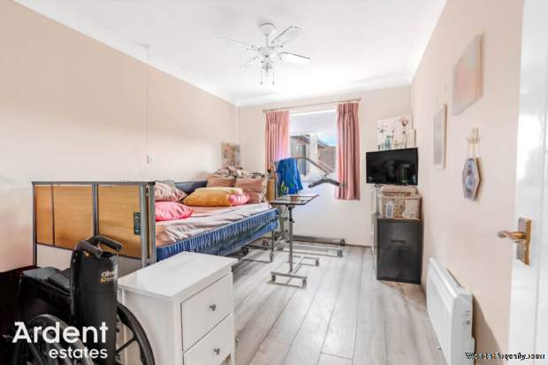 Additional Property Image 1 bedroom Apartment for sale in Maldon 4