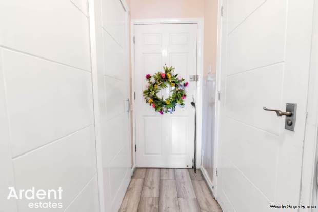 Additional Property Image 1 bedroom Apartment for sale in Maldon 8
