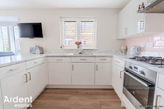 Additional Property Image 3 bedroom Detached for sale in Maldon 9