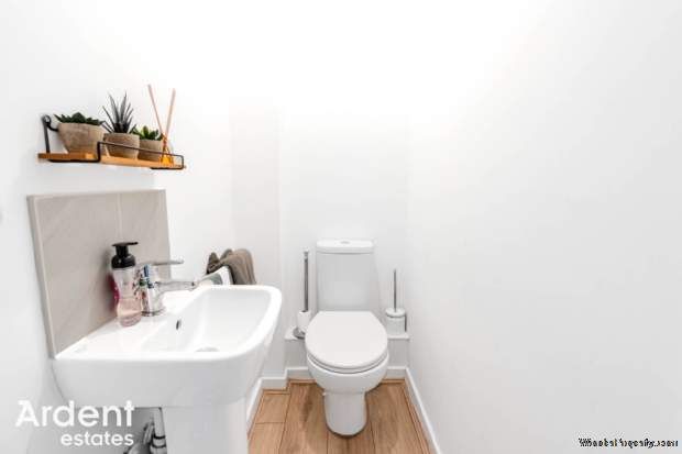Additional Property Image 3 bedroom Detached for sale in Maldon 13