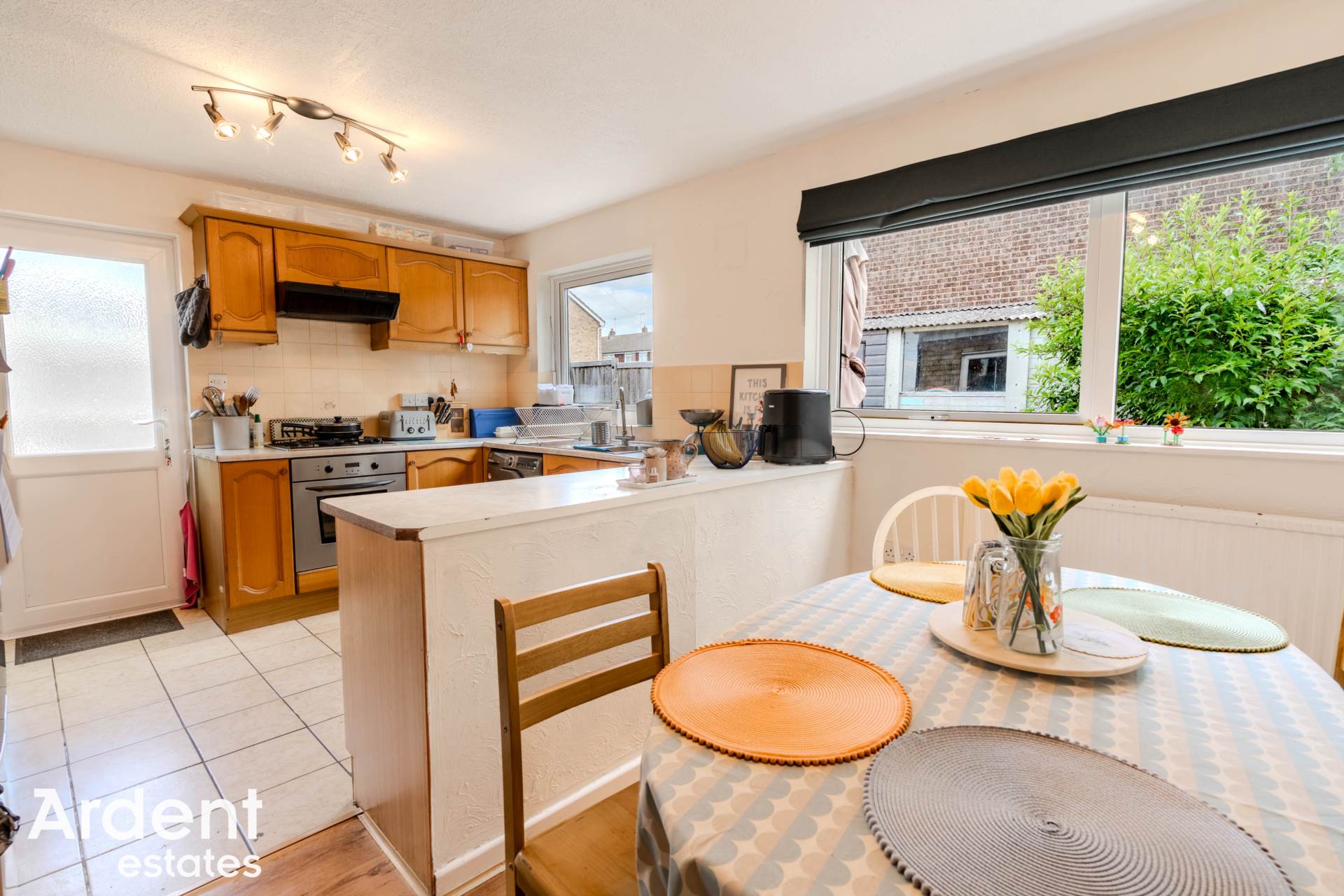 Additional Property Image 3 bedroom Semi Detached for sale in Maldon 6