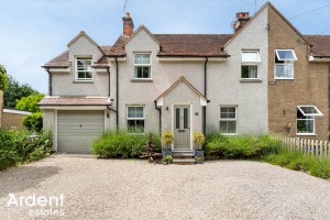 4 bedroom Semi Detached for sale in Maldon