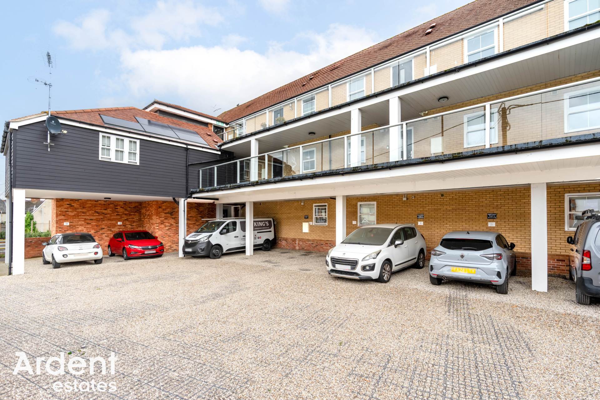 Additional Property Image 2 bedroom Flat for sale in Maldon 3