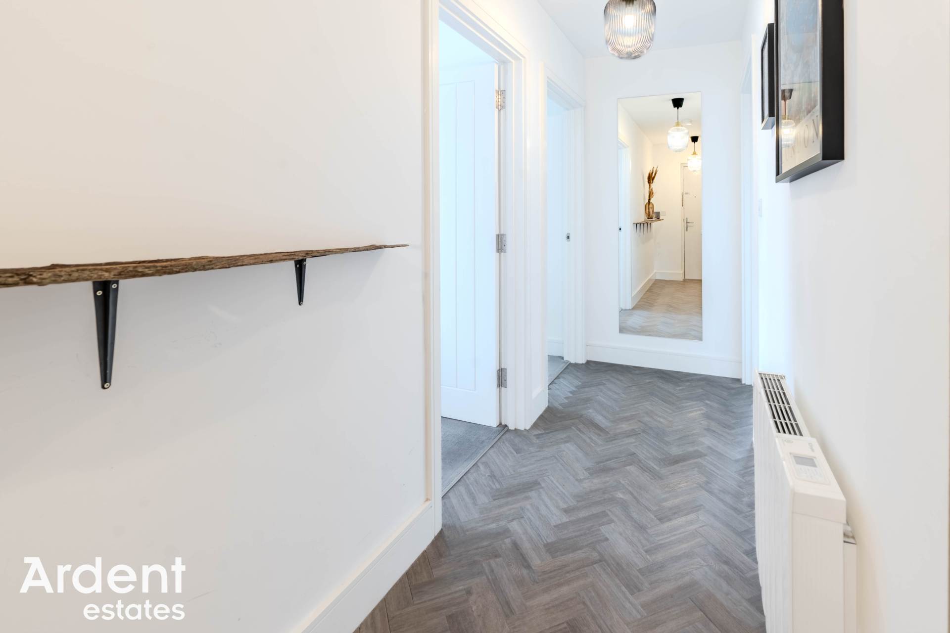 Additional Property Image 2 bedroom Flat for sale in Maldon 9