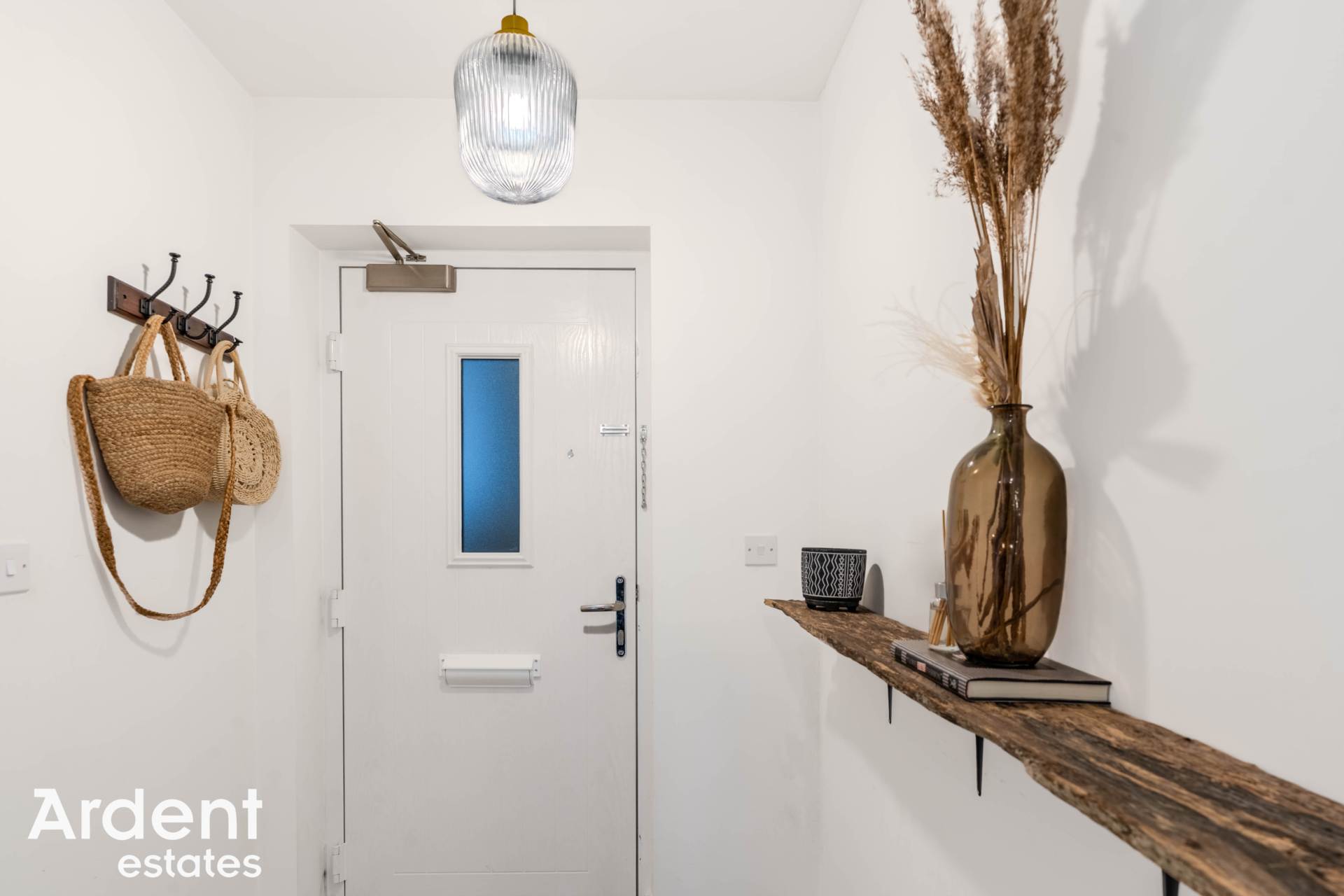 Additional Property Image 2 bedroom Flat for sale in Maldon 18