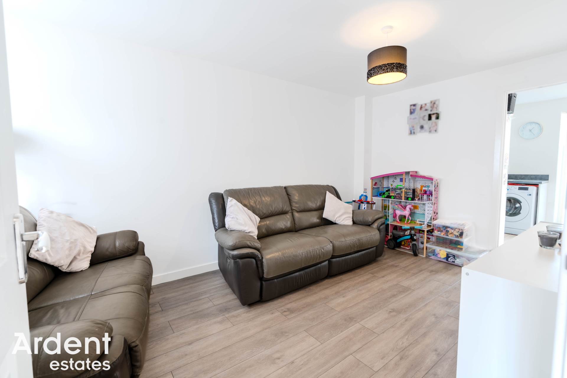 Additional Property Image 2 bedroom Semi Detached for sale in Maldon 4