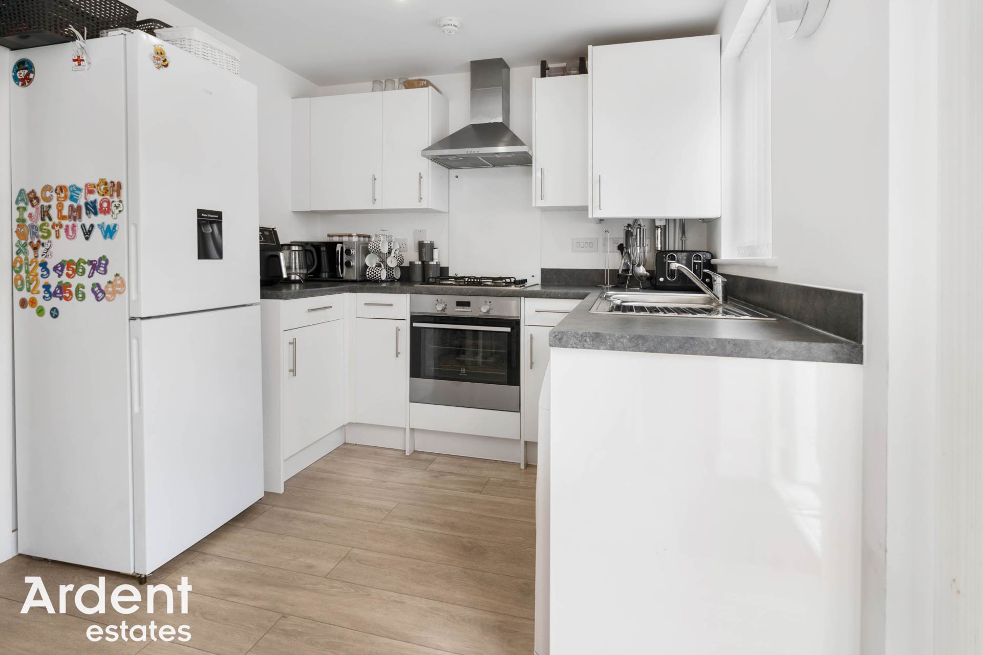 Additional Property Image 2 bedroom Semi Detached for sale in Maldon 6