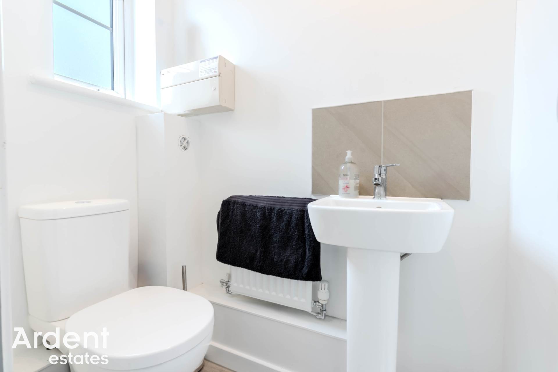 Additional Property Image 2 bedroom Semi Detached for sale in Maldon 8