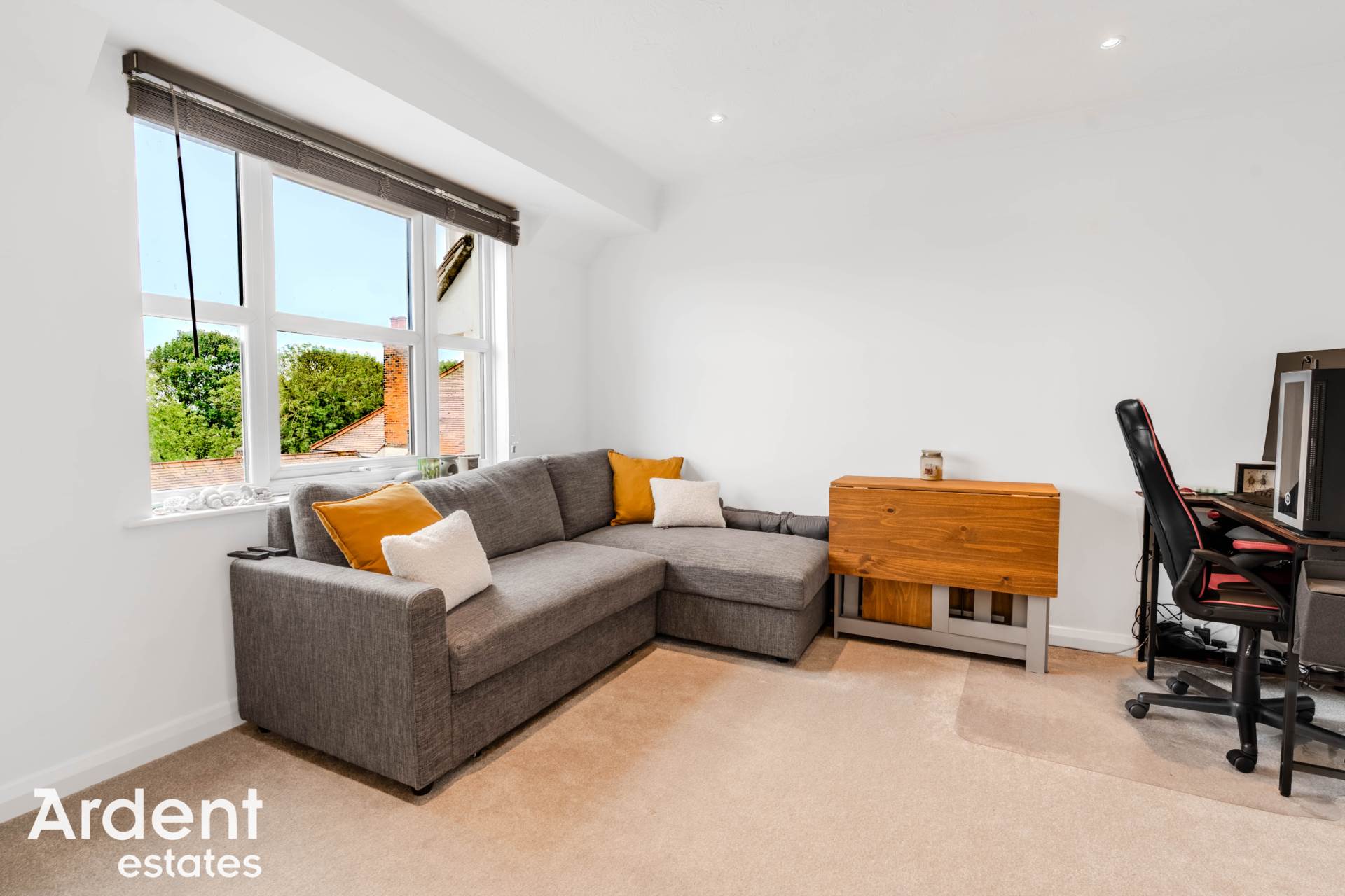 Additional Property Image 1 bedroom Apartment for sale in Southminster 3
