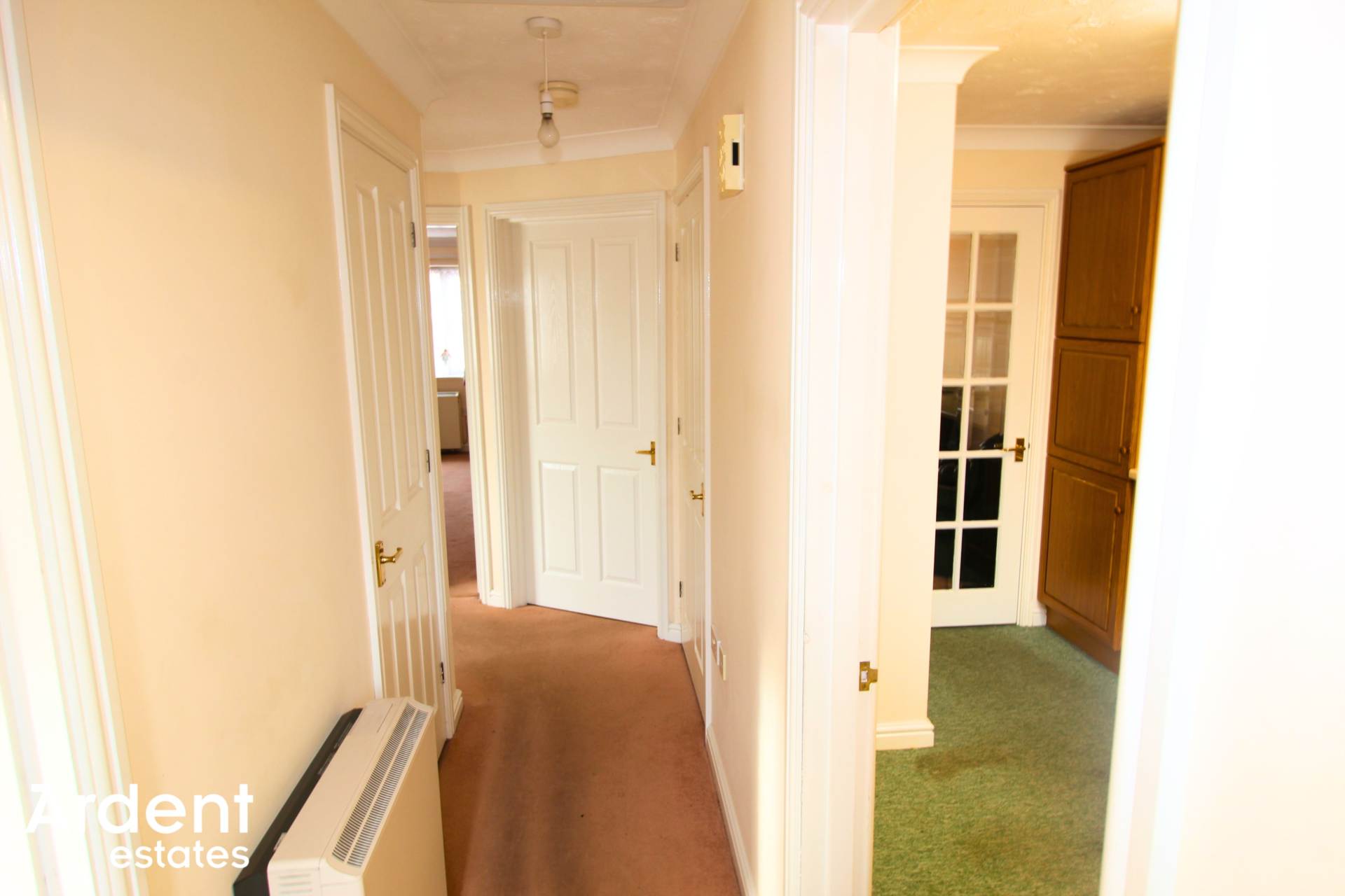 Additional Property Image 2 bedroom Bungalow for sale in Maldon 6