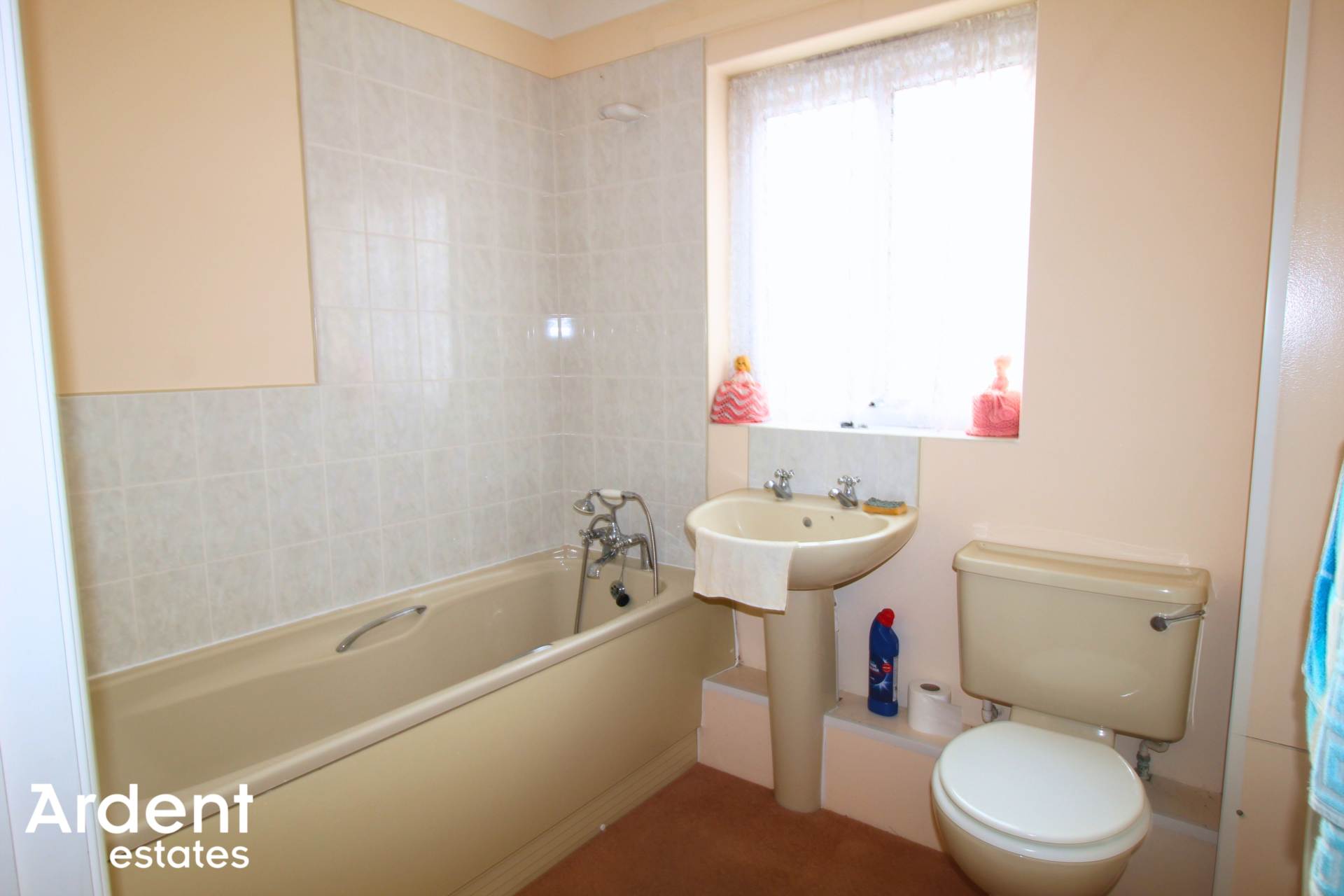 Additional Property Image 2 bedroom Bungalow for sale in Maldon 10