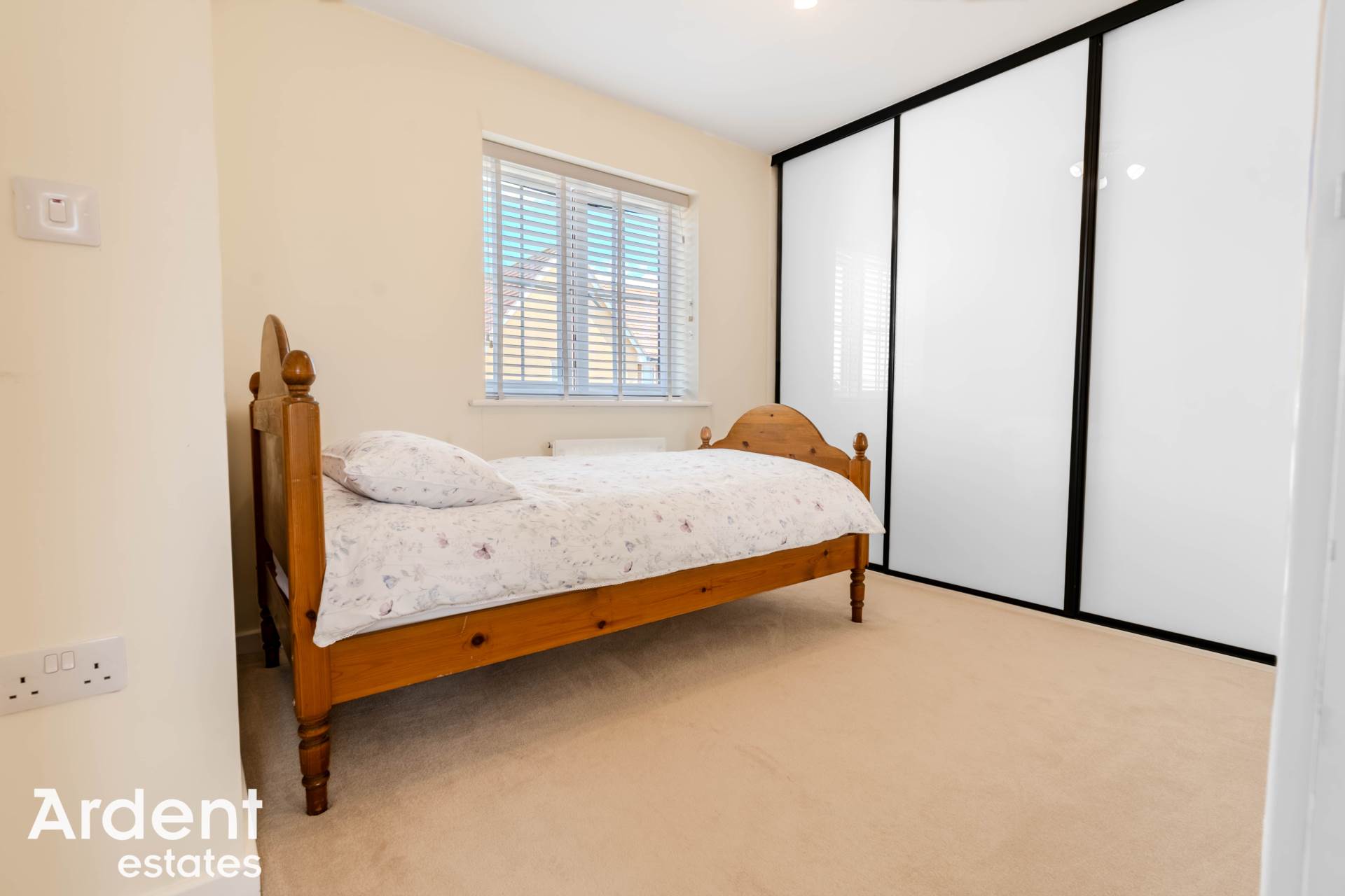 Additional Property Image 4 bedroom Detached for sale in Maldon 23