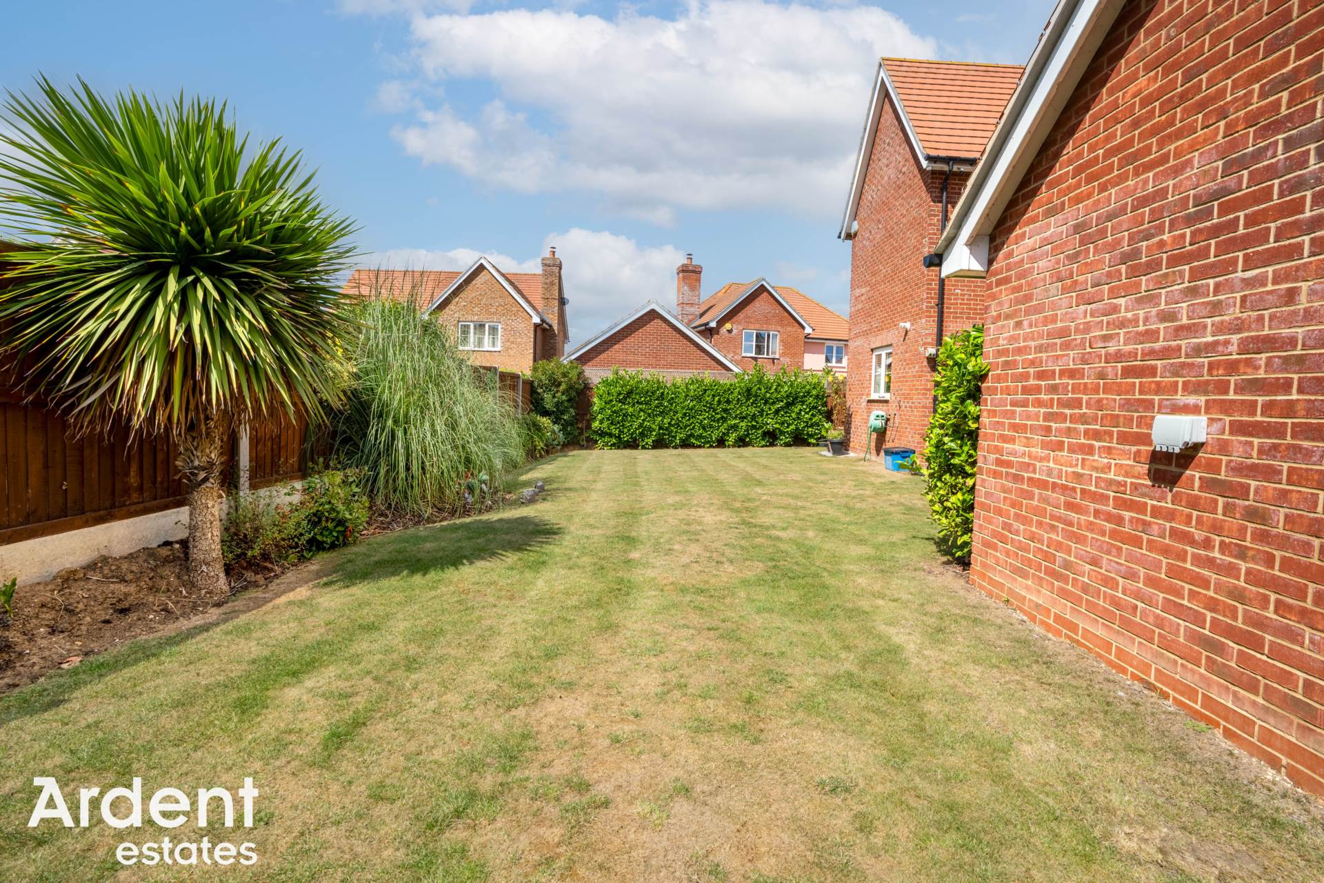 Additional Property Image 4 bedroom Detached for sale in Maldon 28