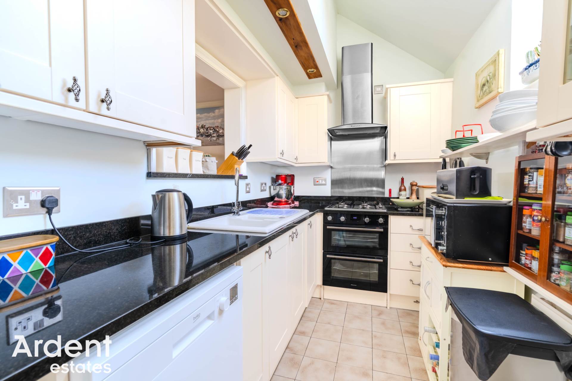 Additional Property Image 3 bedroom Detached for sale in Witham 12