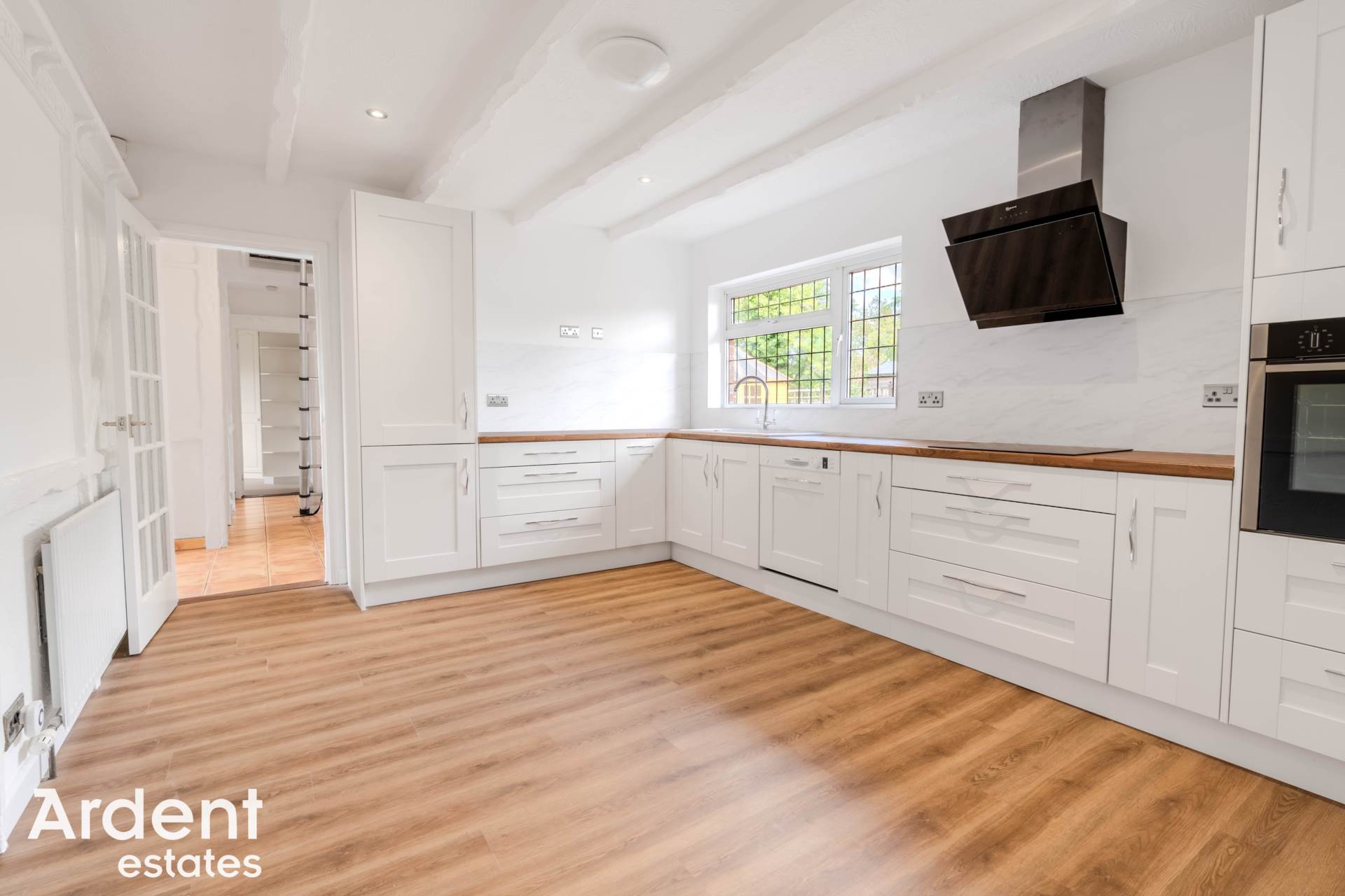 Additional Property Image 3 bedroom Detached for sale in Witham 6