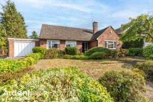 3 bedroom Detached for sale in Witham
