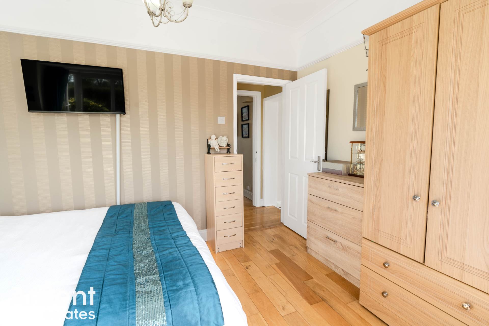 Additional Property Image 3 bedroom Detached Bungalow for sale in Maldon 17