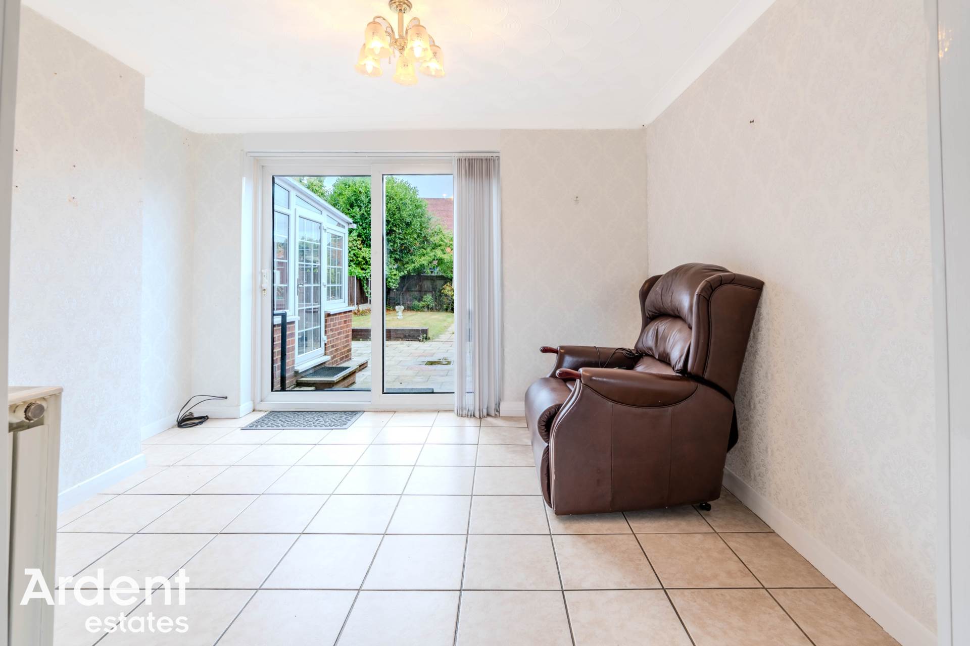 Additional Property Image 3 bedroom Terraced for sale in Chelmsford 4