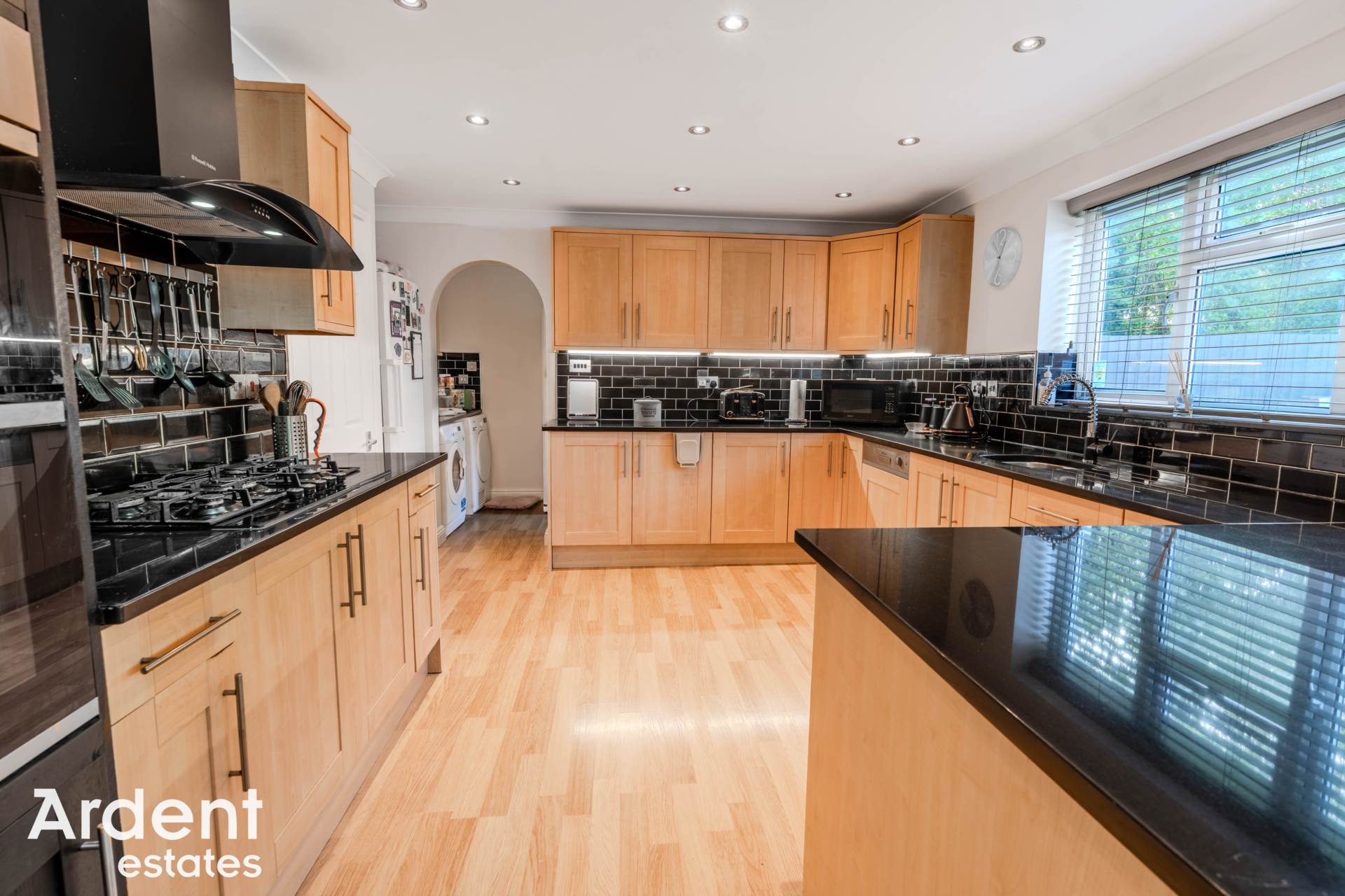 Additional Property Image 5 bedroom Detached for sale in Maldon 9